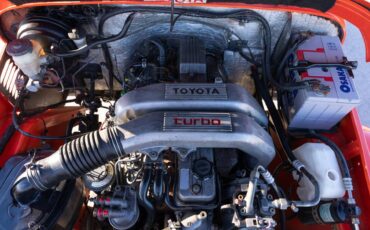 Toyota-land-cruiser-diesel-1975-orange-23