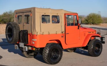 Toyota-land-cruiser-diesel-1975-orange-5