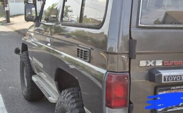 Toyota-land-cruiser-diesel-1987