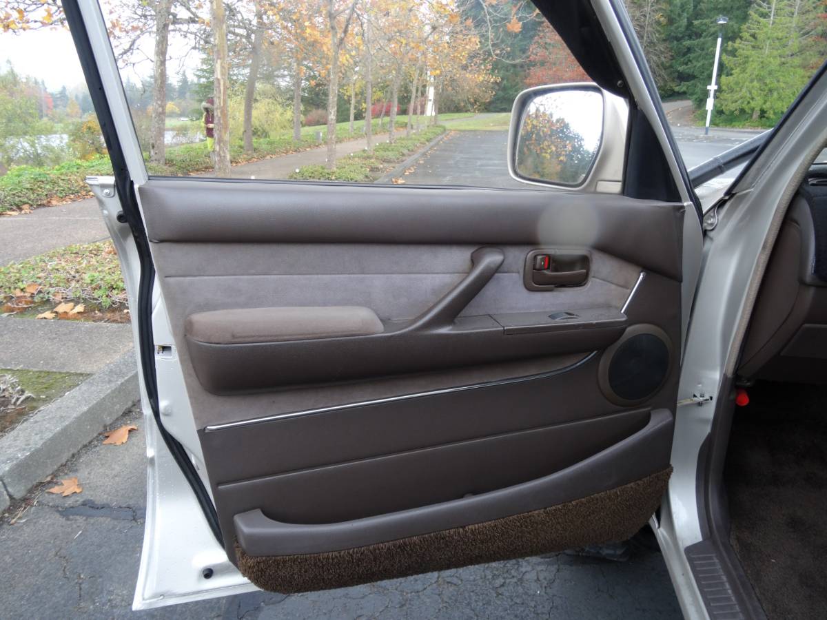 Toyota-land-cruiser-diesel-1991-9