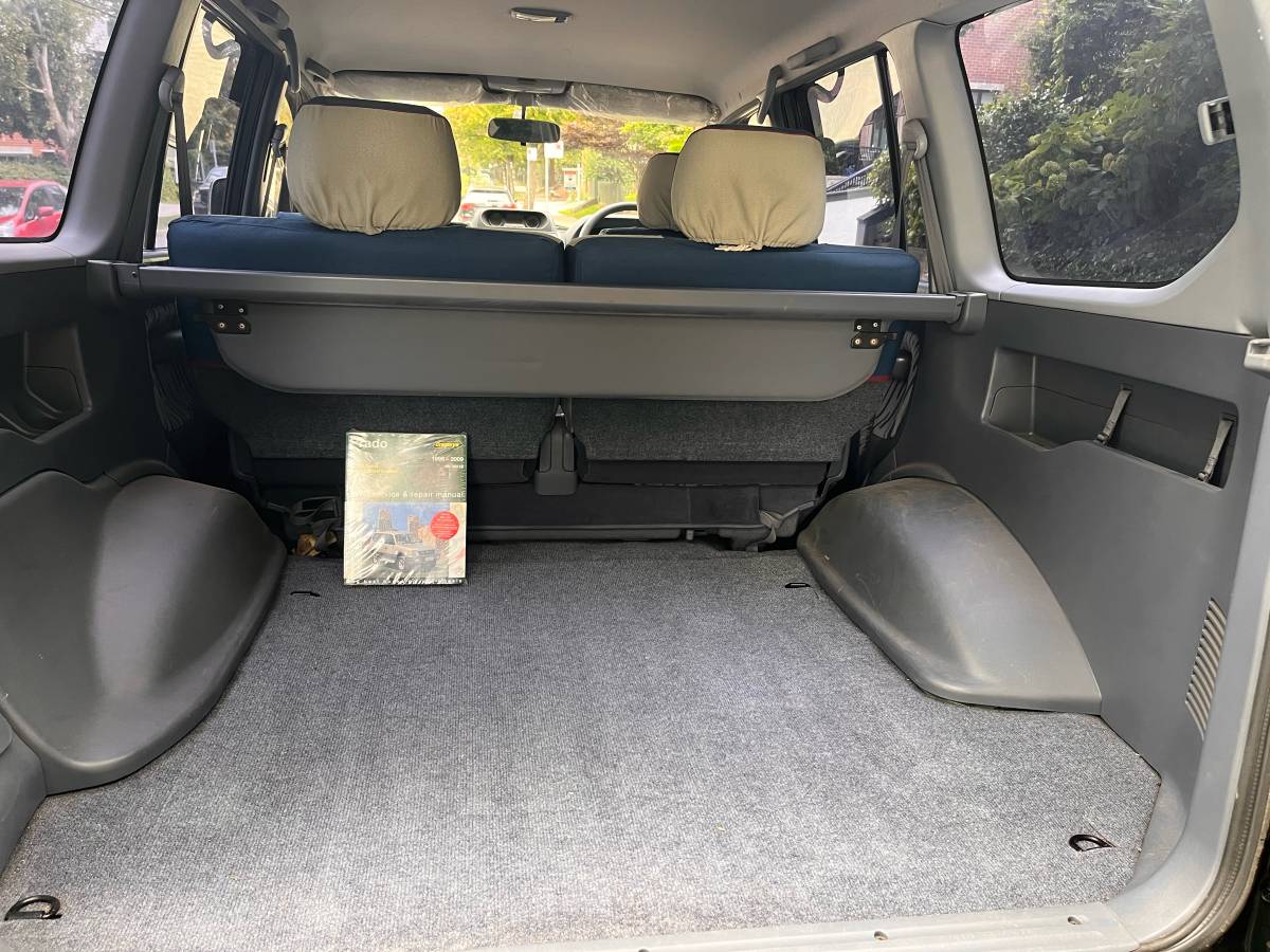Toyota-land-cruiser-diesel-1996-green-3