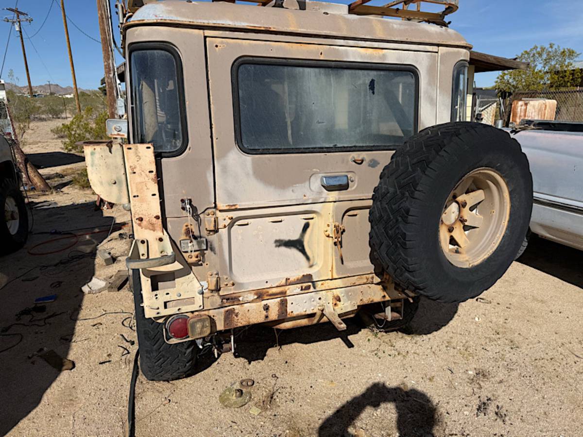 Toyota-land-cruiser-fj40-1968-brown-6