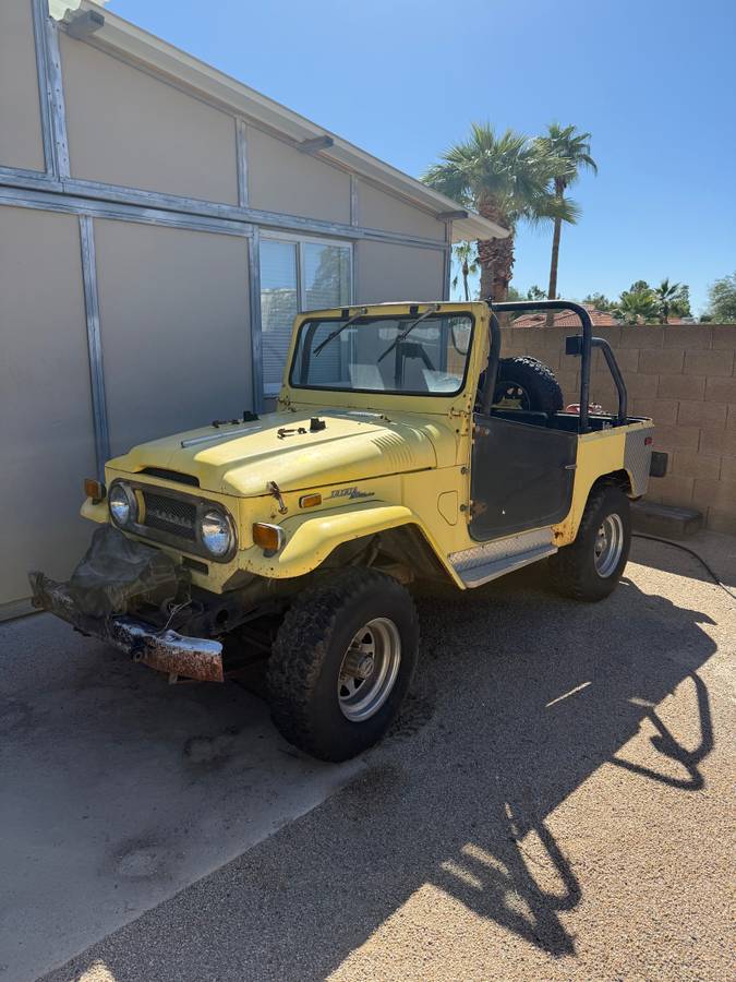 Toyota-land-cruiser-fj40-1970-1