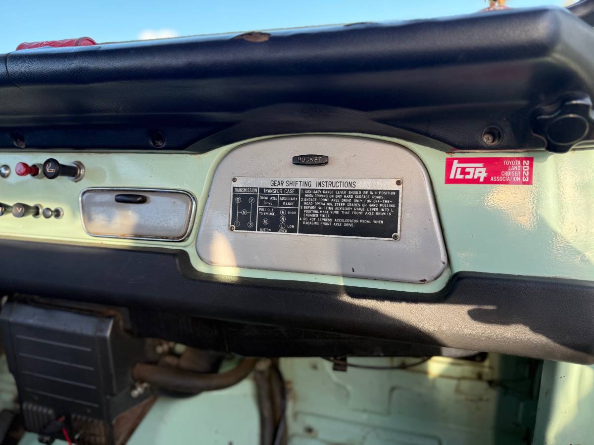 Toyota-land-cruiser-fj40-1970-green-12