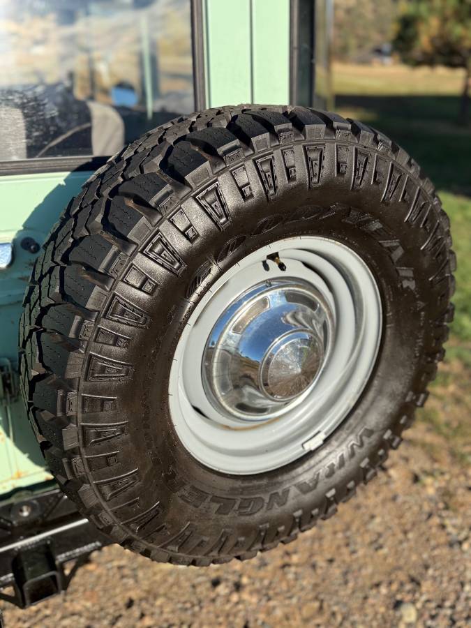 Toyota-land-cruiser-fj40-1970-green-3