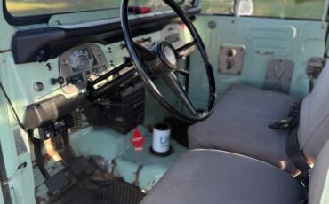 Toyota-land-cruiser-fj40-1970-green-9