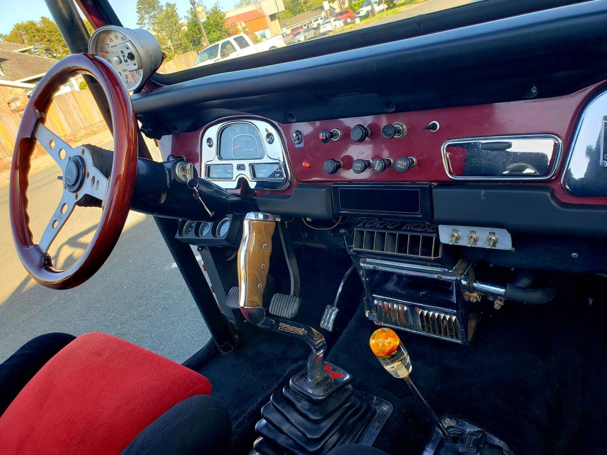 Toyota-land-cruiser-fj40-1972-9