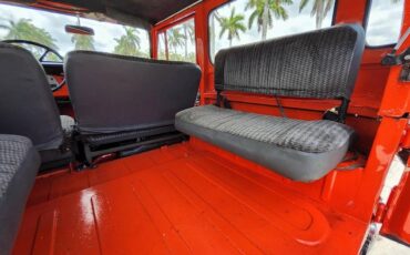 Toyota-land-cruiser-fj40-1972-red-10