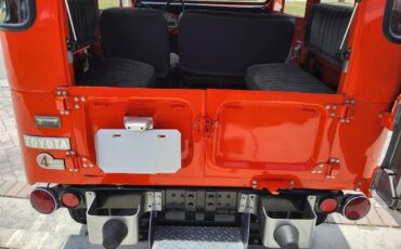 Toyota-land-cruiser-fj40-1972-red-19