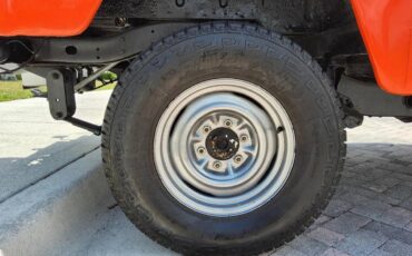 Toyota-land-cruiser-fj40-1972-red-22