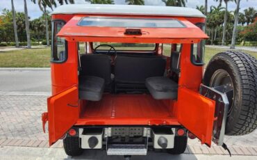 Toyota-land-cruiser-fj40-1972-red-5