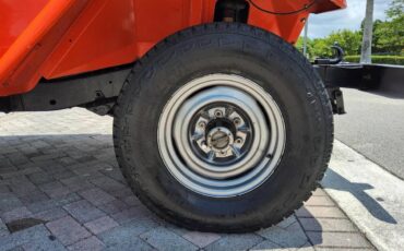 Toyota-land-cruiser-fj40-1972-red-9