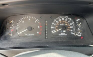 Toyota-land-cruiser-fj80-1991-1