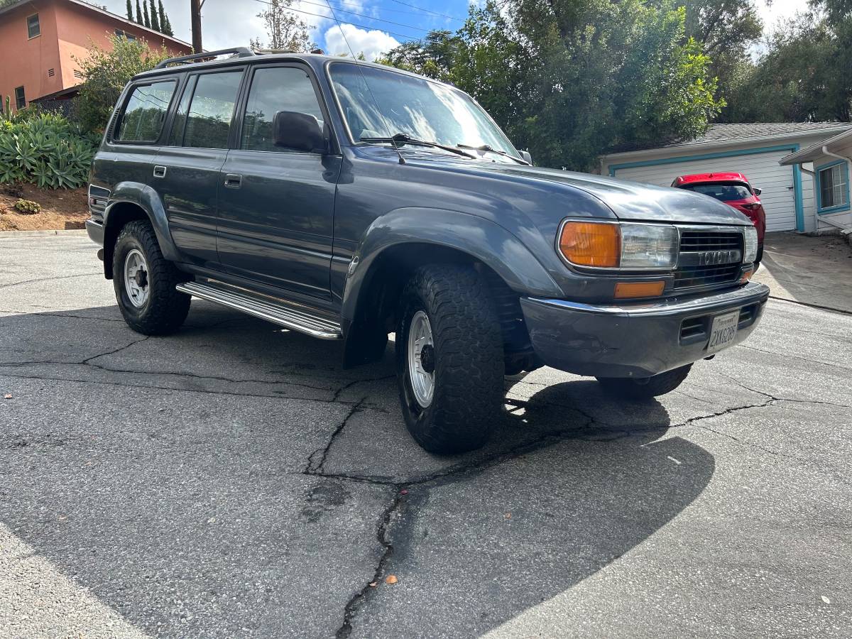 Toyota-land-cruiser-fj80-1991-10
