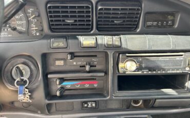 Toyota-land-cruiser-fj80-1991-2