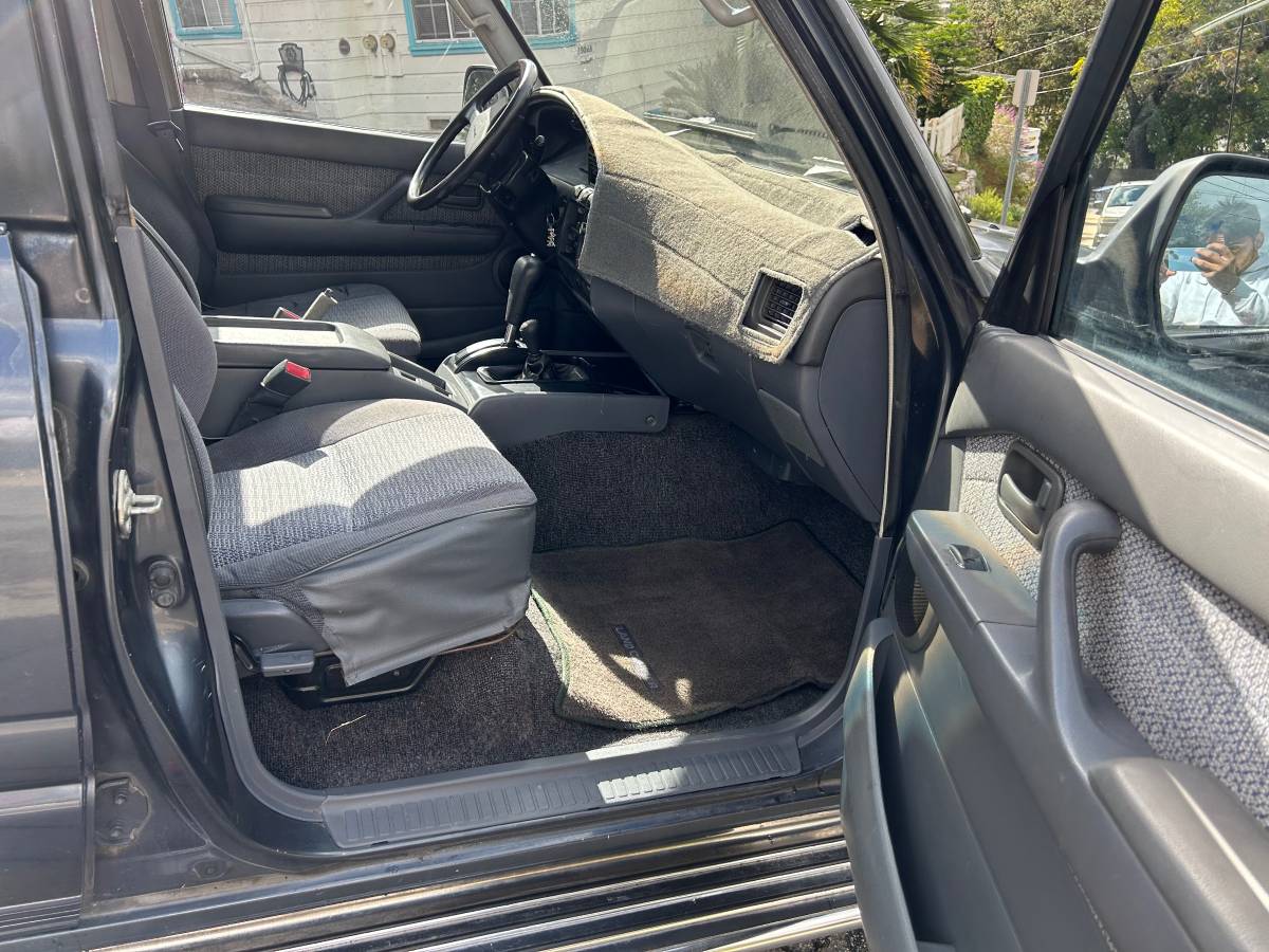Toyota-land-cruiser-fj80-1991-21