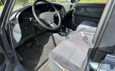 Toyota-land-cruiser-fj80-1991-22