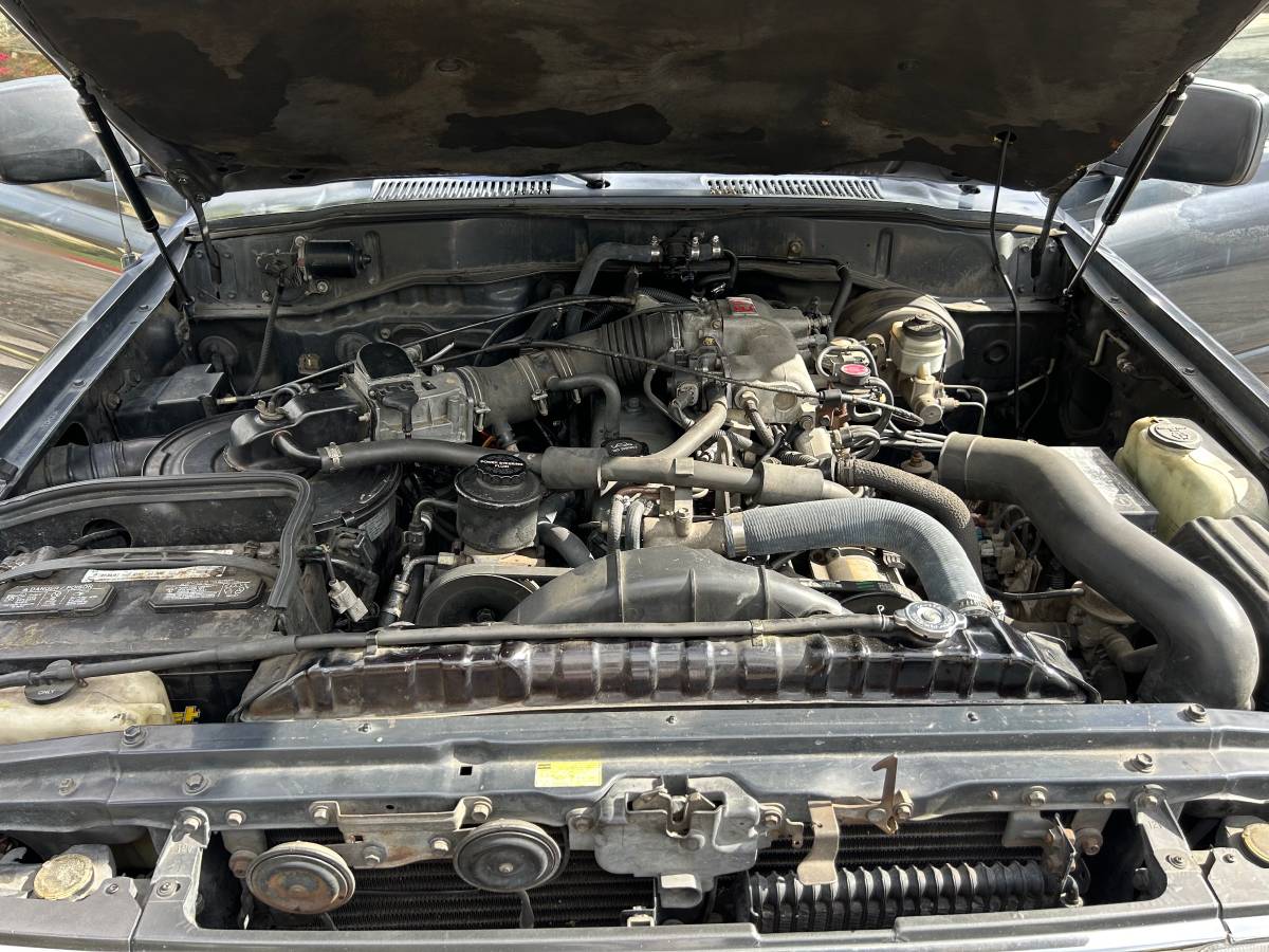 Toyota-land-cruiser-fj80-1991-3