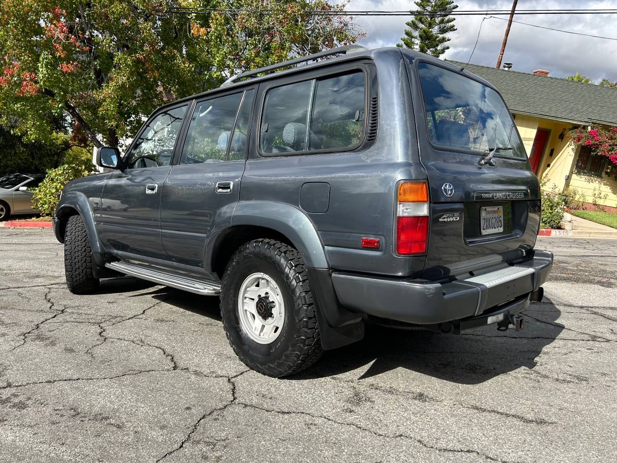 Toyota-land-cruiser-fj80-1991-8