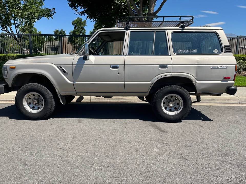 Toyota-land-cruiser-gx-1989-brown-1