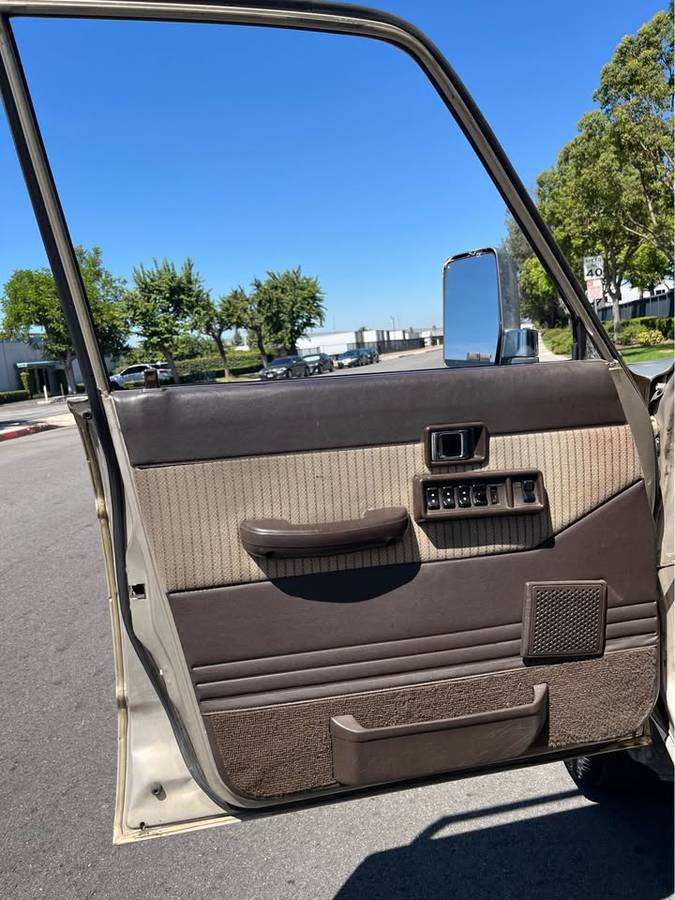 Toyota-land-cruiser-gx-1989-brown-14
