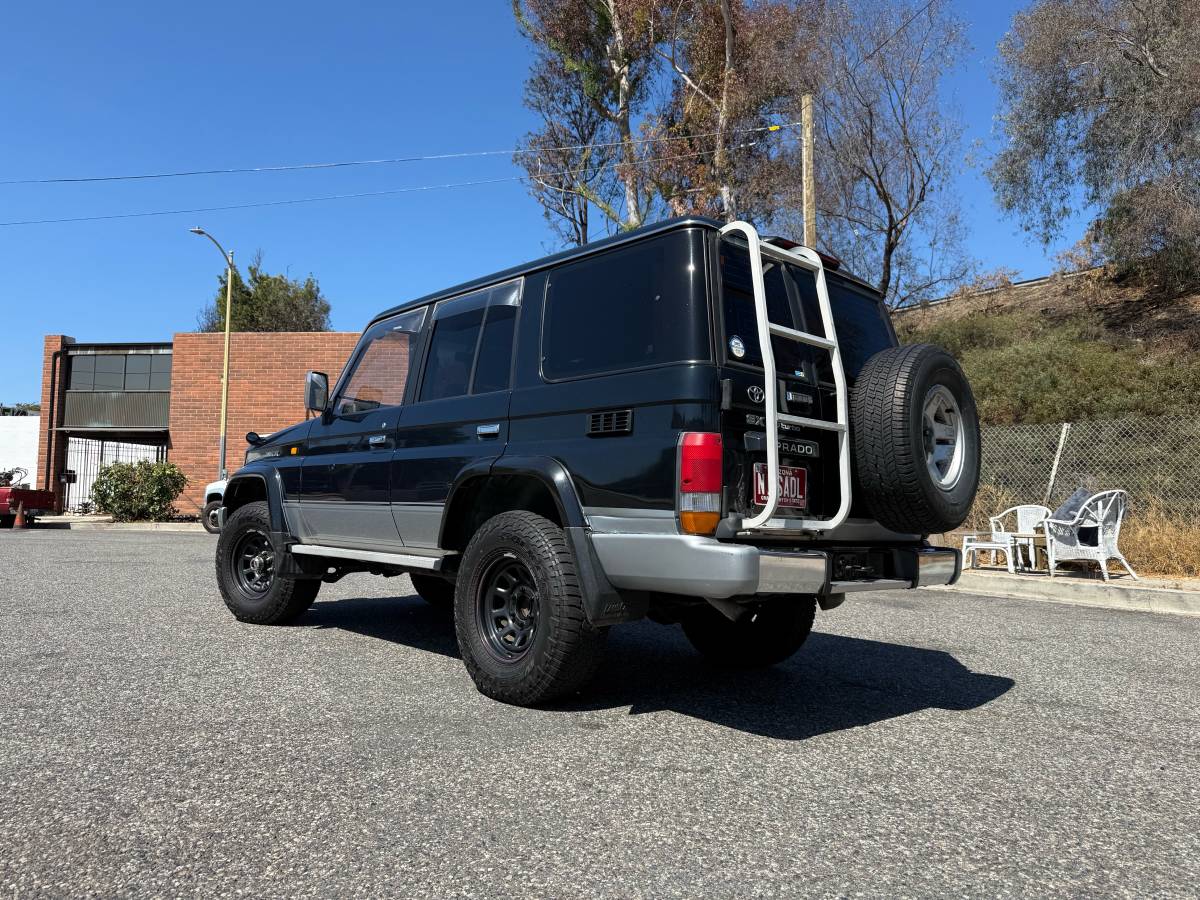 Toyota-land-cruiser-prado-diesel-1994-green-1