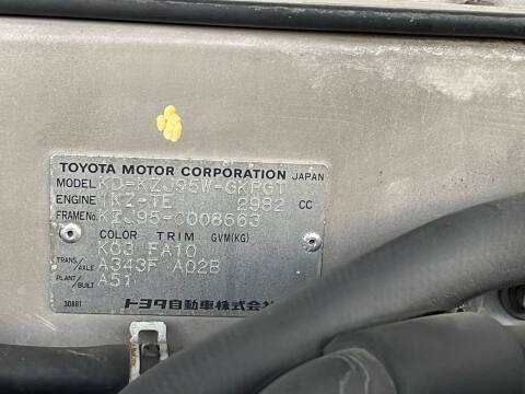 Toyota-land-cruiser-prado-diesel-1996-silver-18