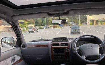 Toyota-land-cruiser-prado-diesel-1996-silver-6