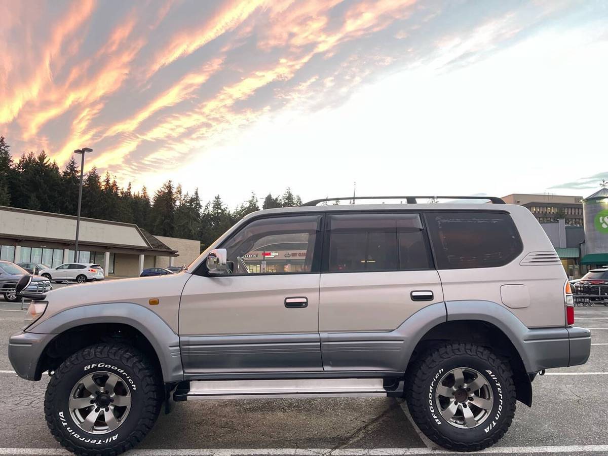 Toyota-land-cruiser-prado-diesel-1996-silver-9