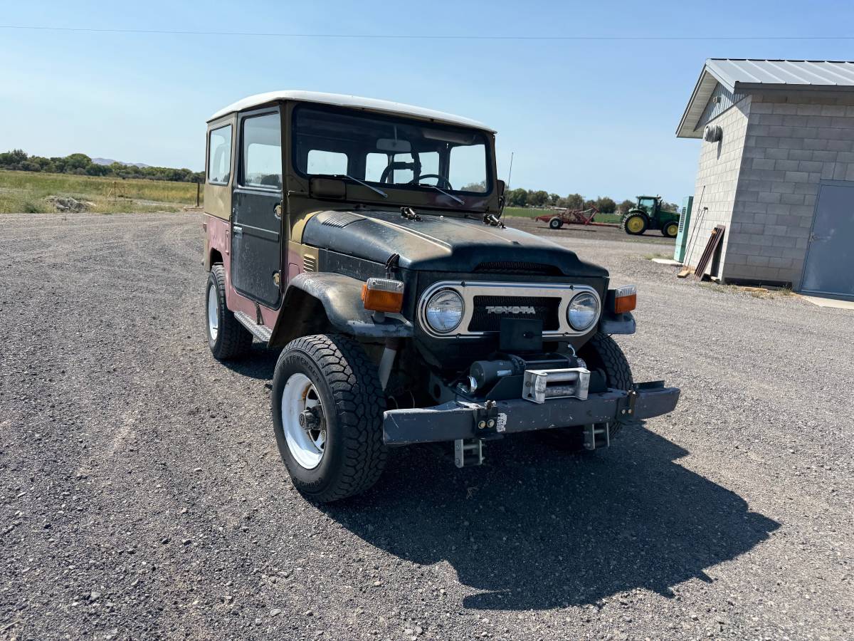 Toyota-landcruiser-1974-10