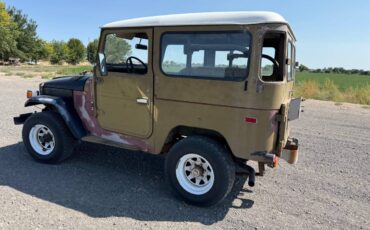 Toyota-landcruiser-1974-17