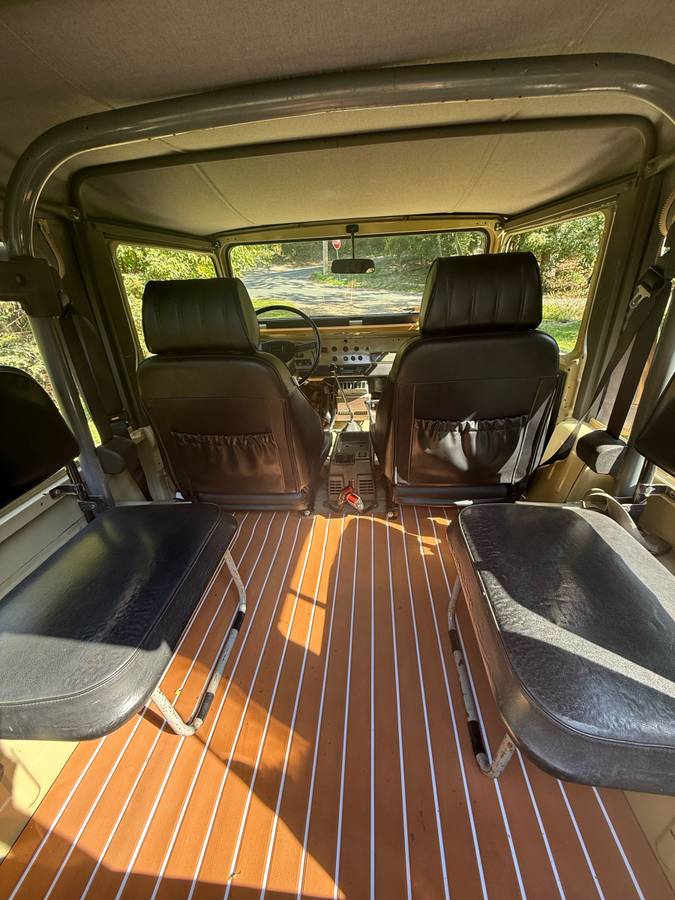 Toyota-landcruiser-1981-brown-6