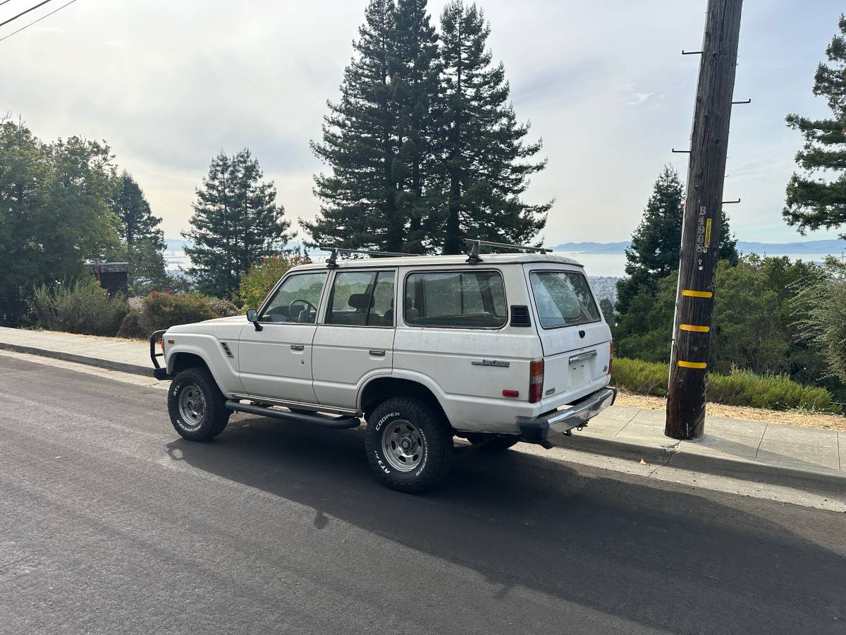 Toyota-landcruiser-1982-1