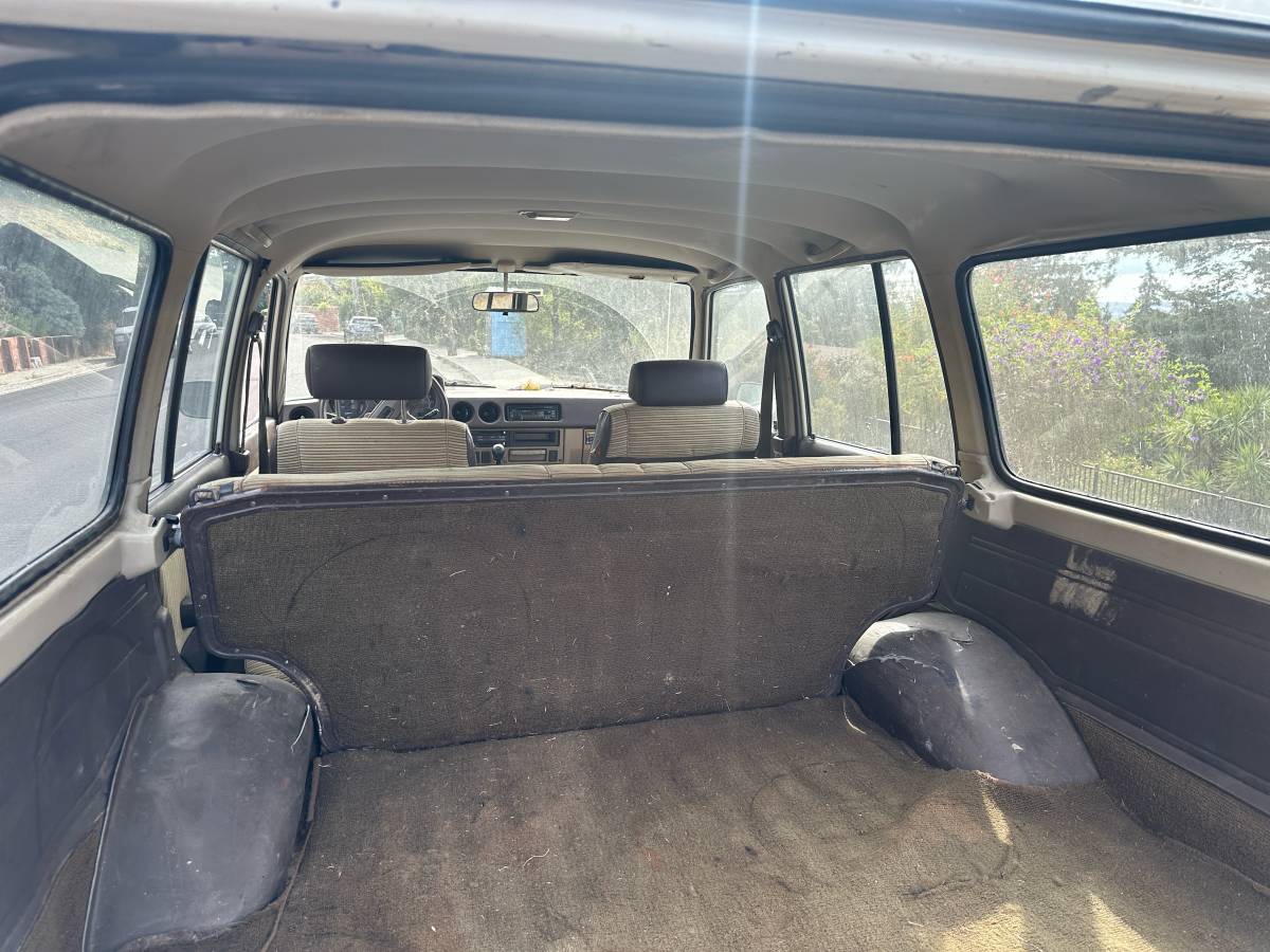 Toyota-landcruiser-1982-5