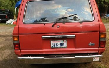Toyota-landcruiser-1988-fj-62-1986-red-2