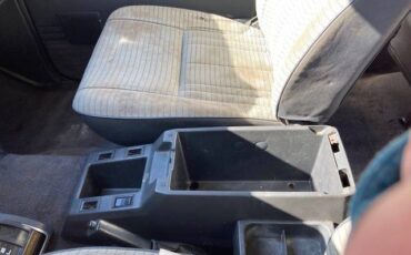 Toyota-landcruiser-1990-grey-19