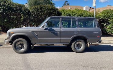 Toyota-landcruiser-1990-grey-3