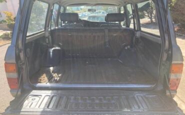 Toyota-landcruiser-1990-grey-4