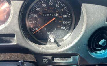 Toyota-landcruiser-1990-white-10