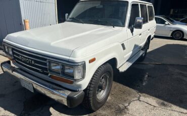 Toyota-landcruiser-1990-white-3