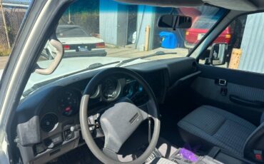 Toyota-landcruiser-1990-white