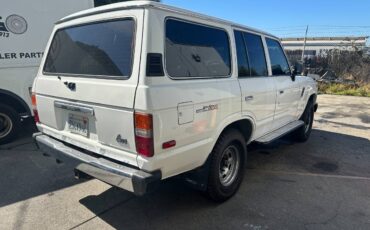 Toyota-landcruiser-1990-white-5