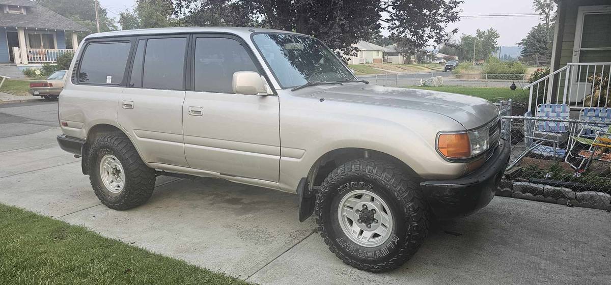 Toyota-landcruiser-1991-green-2
