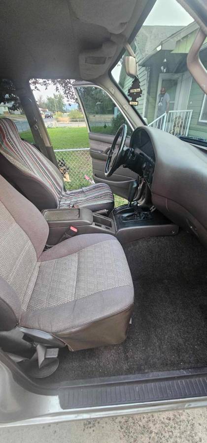 Toyota-landcruiser-1991-green