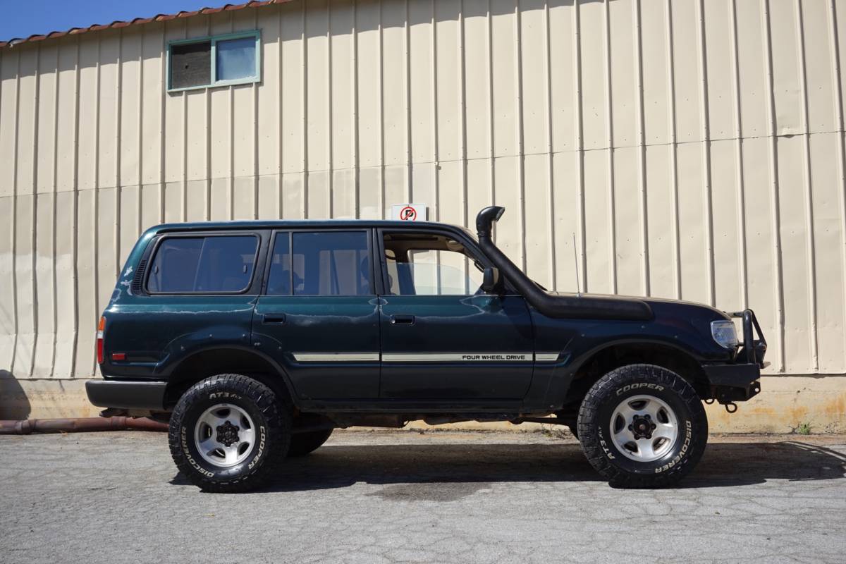Toyota-landcruiser-1994-green-13