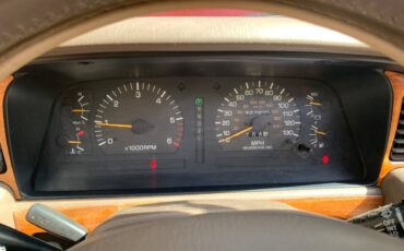 Toyota-landcruiser-1996-red-1