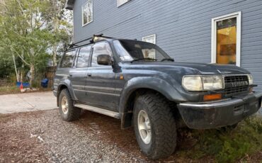 Toyota-landcruiser-diesel-1991-grey-1