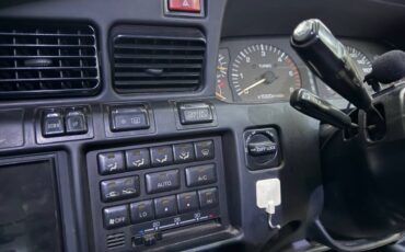 Toyota-landcruiser-diesel-1991-grey-12