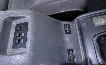 Toyota-landcruiser-diesel-1991-grey-5