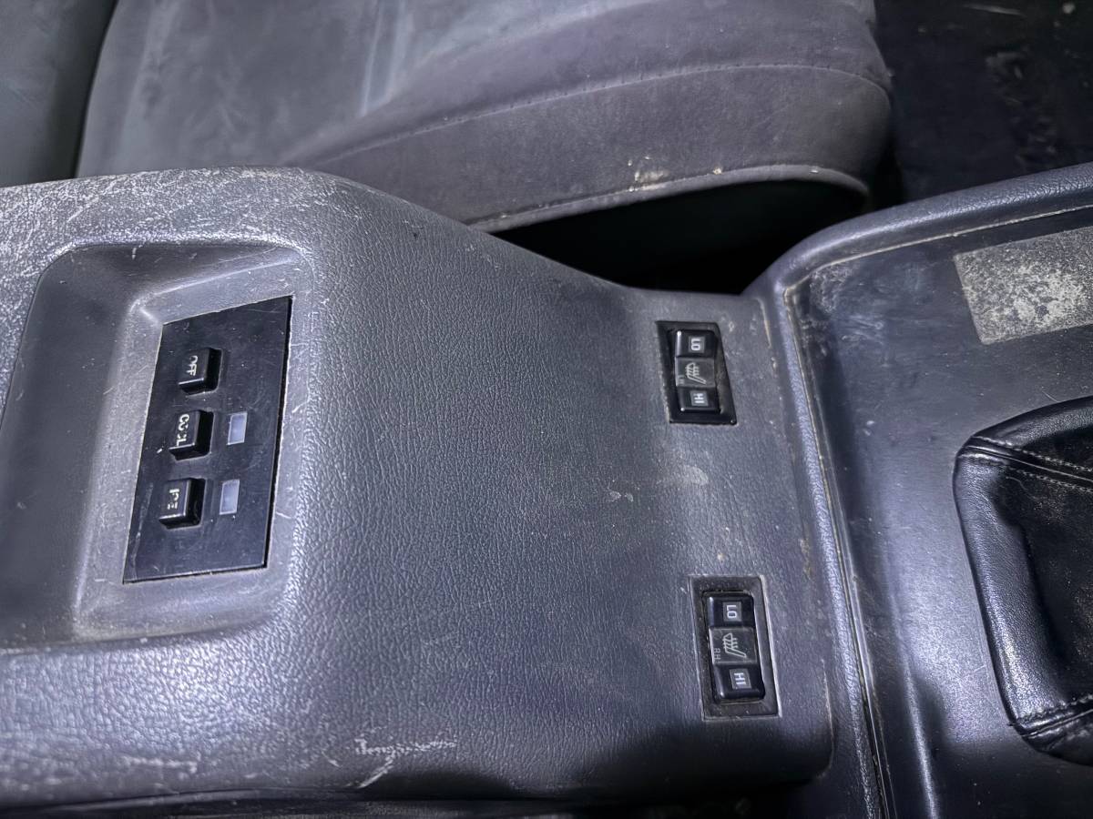 Toyota-landcruiser-diesel-1991-grey-5